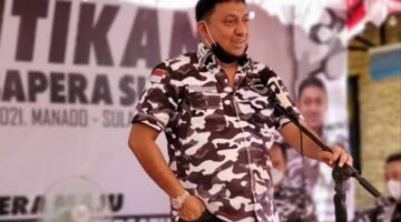 Fahd A Rafiq :Kick Away The Ladder, Strategi Brutal Negara Maju Menendang Tangga Kemajuan Indonesia di Balik Topeng ‘Propaganda Hijau